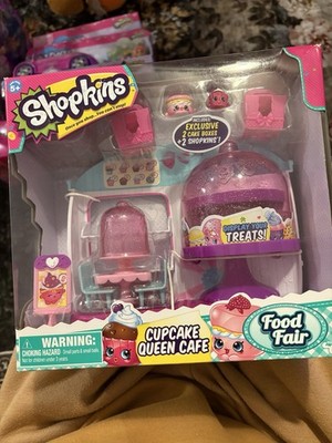 Shopkins Cupcake Queen Cafe Playset with 2 Exclusive Characters