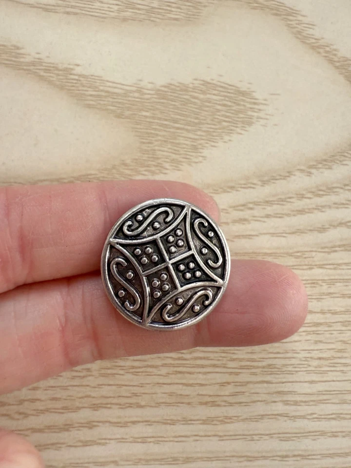 10PC Antiqued Silver Metal Buttons Shank Button 21mm - Image 2 of 3