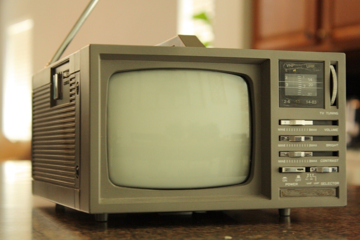1988 Osaka Deluxe Portable Television | eBay