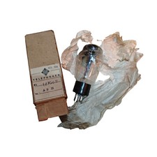 Telefunken RE604 Röhre Triode Röhrenverstärker von 1944 in der OVP