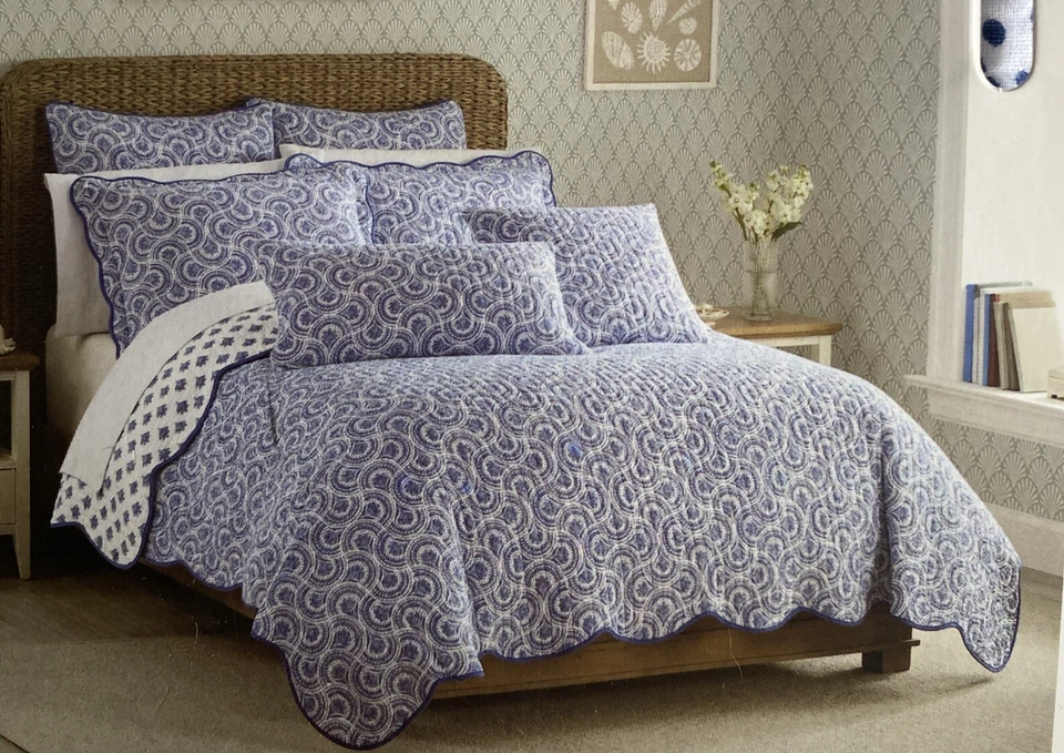 Sigrid Olsen Queen  Navy Blue White  Cotton Quilt And Shams  Set Of 3 NEW - Image 2 of 4