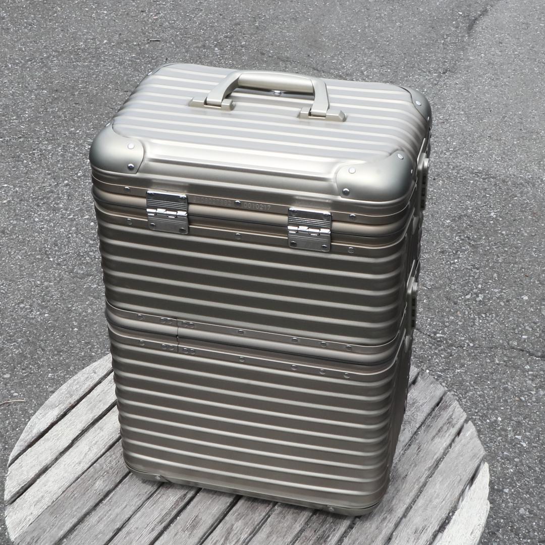 Rimowa Classic Flight Cabin Trolley & Topaz Attache Case 2 Set