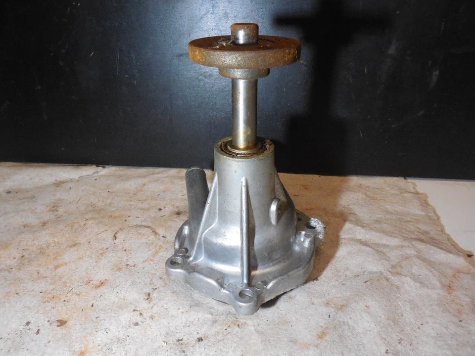 Bomba de agua del motor 1112640 1961-1964 AMC Rambler Classic Rebel 196CI 3,2 L Foto 4 de 4
