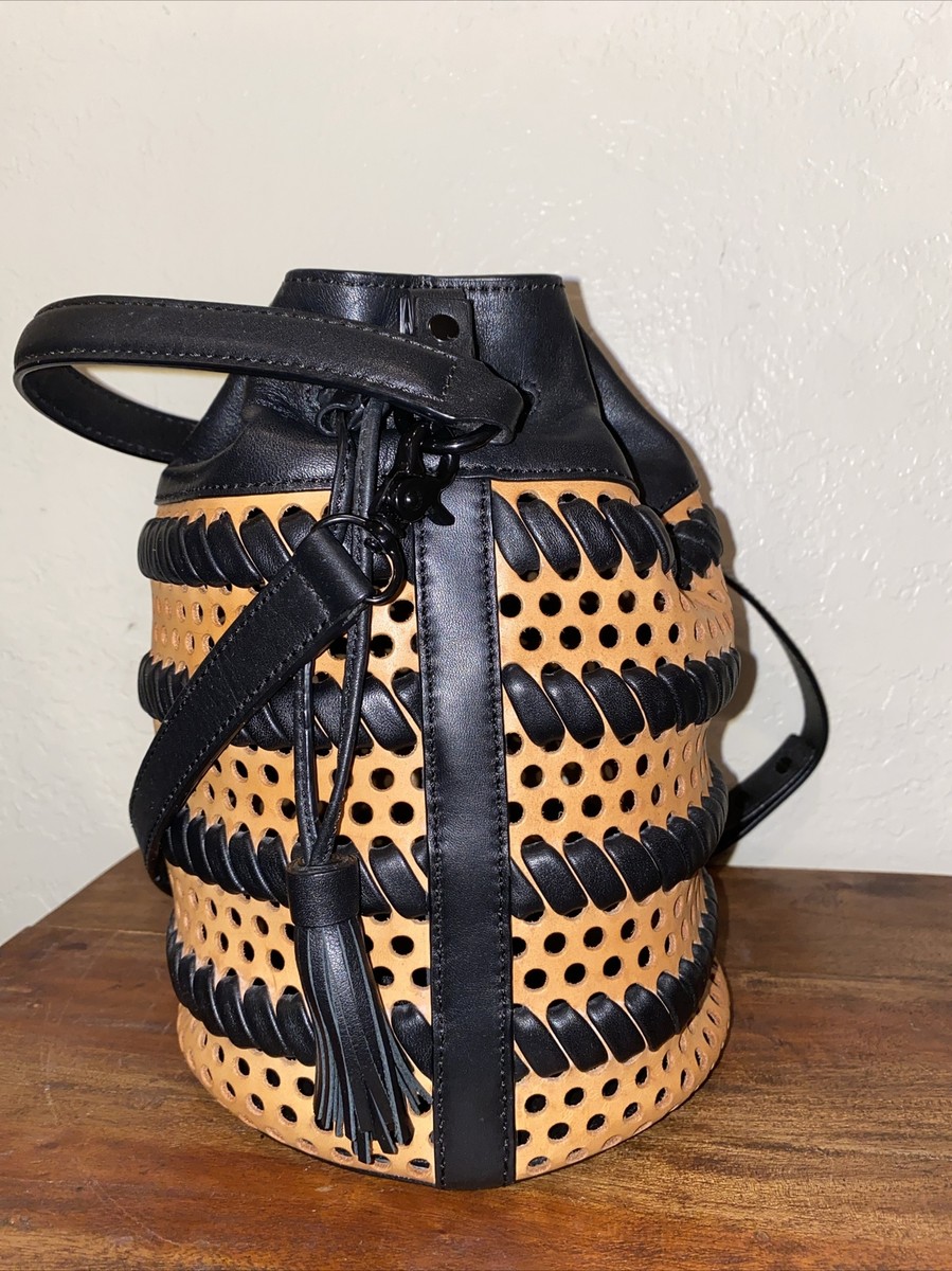 【LOEFFLER RANDALL】本革レザーバッグ 未使用 LOEFFLER RANDALL】本革レザーバッグ 未使用