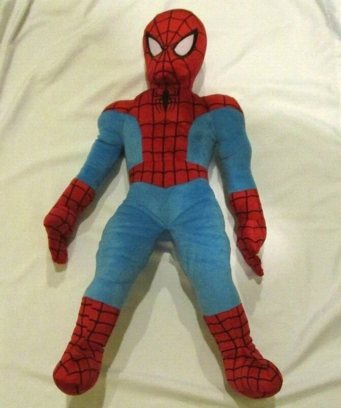 Peluche Spiderman lanzamiento 26cm 