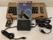 Vintage Commodore 64 Computer In Original Box - Matching Serial Number Powers On