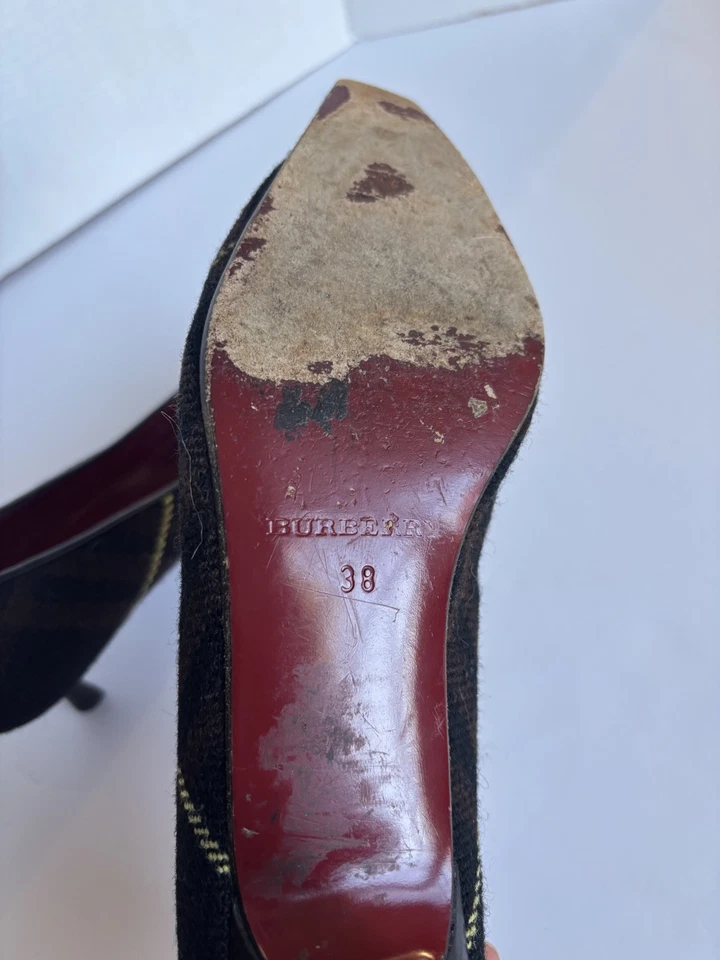 Zapatos de tacón vintage BURBERRY para mujer a cuadros marrón negro lana a cuadros Italia talla 38 Foto 3 de 4