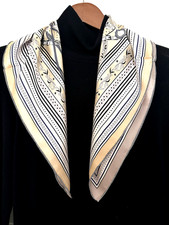26"X26"Saddles Print Pure Mulberry Twill Silk16momme Double-sided Scarf 65x65cm4