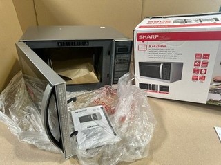 Sharp R742 INW Mikrowelle Microwelle Viele Funktionen !