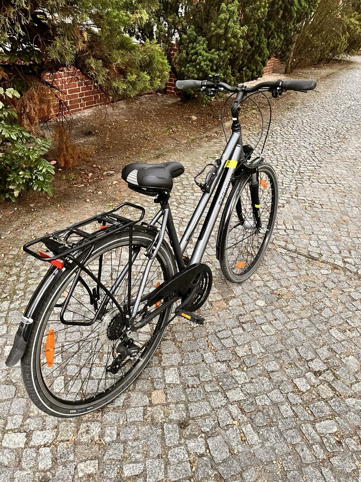 28 Zoll Damen-/Herrenrad In Gutem Zustand Fahrrad