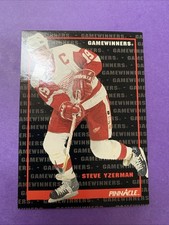 1992-93 Pinnacle - Steve Yzerman #258 Detroit Red Wings