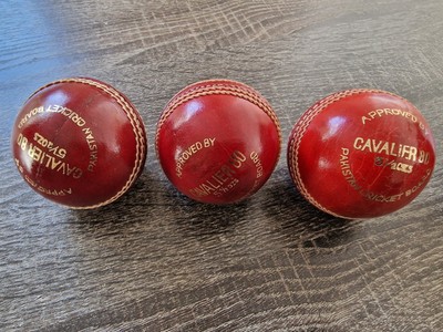 3 rote harte Ballschläger Cricket Leder handgenäht 50 über 5,5 Unzen