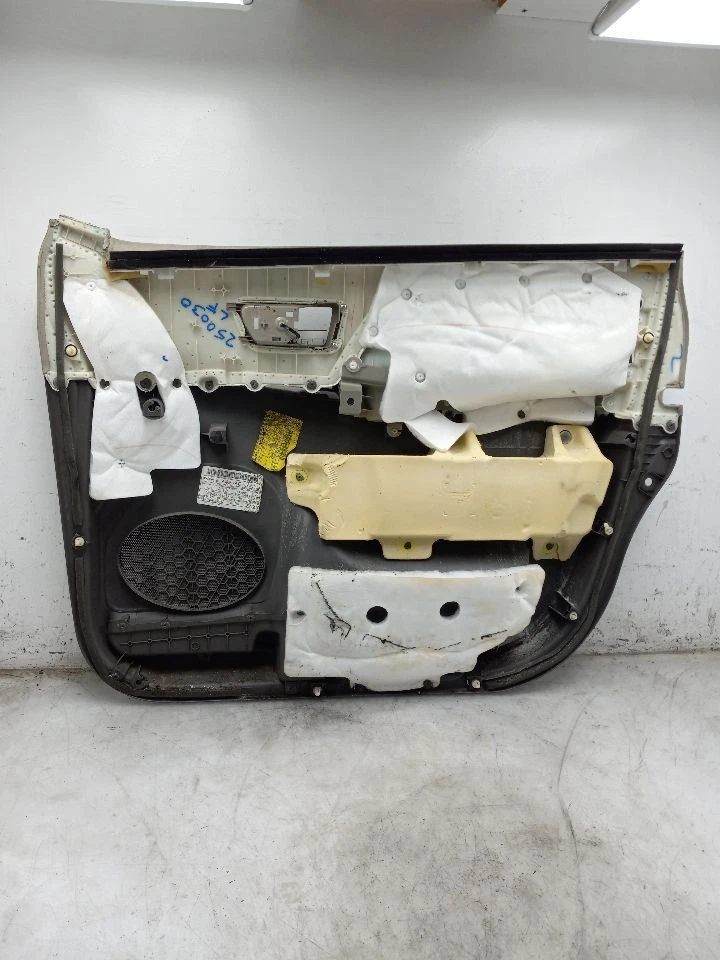 Toyota Sienna XLE 2016 panel de puerta izquierda conductor delantero bronceado-LC42 Foto 2 de 4