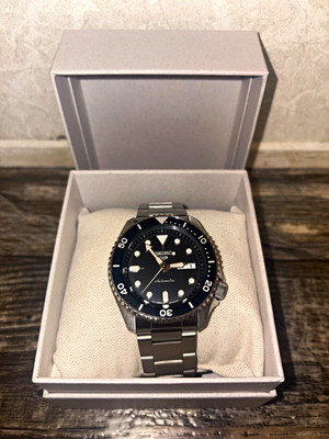 Seiko 5 Sport Automatic Diver 42mm Black Dial/Bezel Date SS Bracelet Box