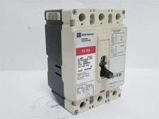 232494 Parts Only; Cutler-Hammer FD3030 Circuit Breaker 30A 3P 600V Case Damage