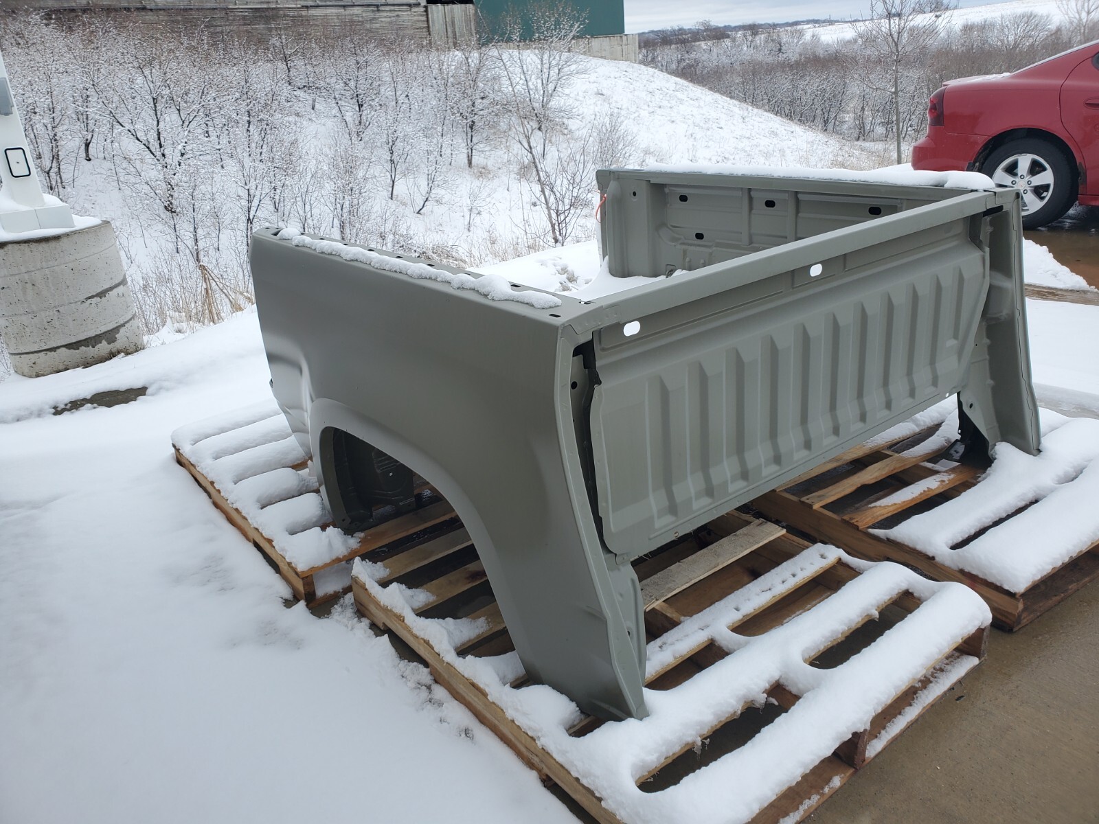 84931734 Chevy Colorado Truck Bed Short Box NEW OE GM Primer 2015