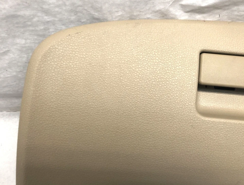 Conjunto de guantera Mercury Milan Ford Fusion 2010-2012 OEM AE5354060T10AH Foto 2 de 4