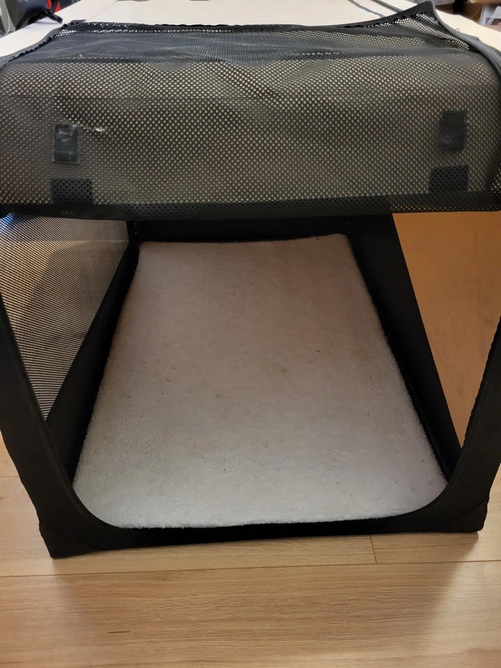 Hunter XL Hundebox, Faltbar, Mit Gestänge Für Stabilität Und Liegematte - Bild 3 von 4
