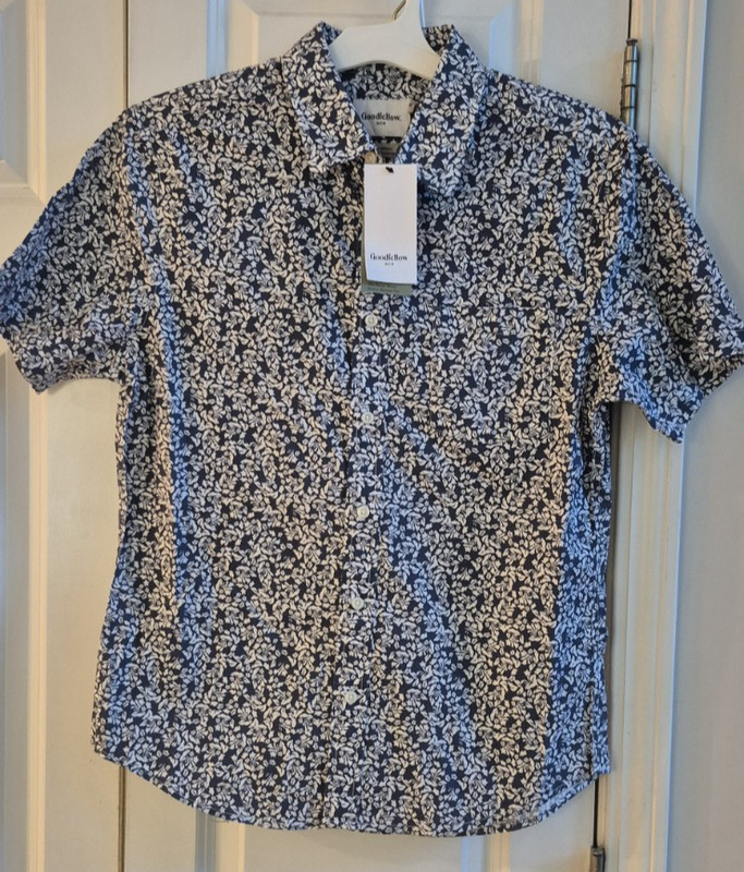NWT Goodfellow & Co. Vacay Blue Floral Short Sleeve Button-Up Shirt - Size M 