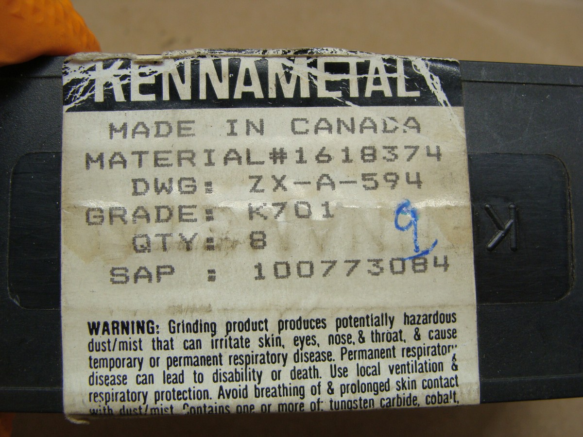 BOX OF 8 KENNAMETAL VALVE TRIM TIPS MAT: 1618374 SAP: 100773084