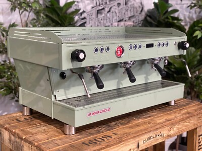 LA MARZOCCO LINEA PB 3 GROUP FULL MOSS GREEN ESPRESSO COFFEE MACHINE