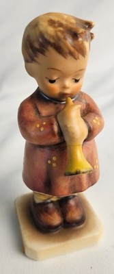 Goebel Hummel '' A Budding Maestro'' #477 Mint Original Box Free Shipping !