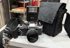 Olympus OM-10  Olympus 50mm f/1.8 Lens Case Strap Flash Tested