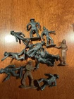 Mixed Lot Marx Vintage 34 Figures Cowboys, Army, Knights
