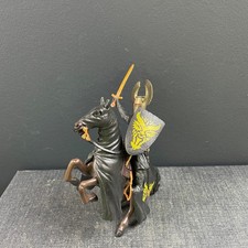BBI Blue Box 2005 Knight on horseback,  BBI: ...