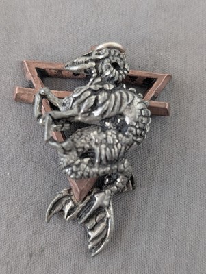 The Alchemy Carta Gothic Capricorn Zodiac Sign Astrology Pendant 1990 Pewter