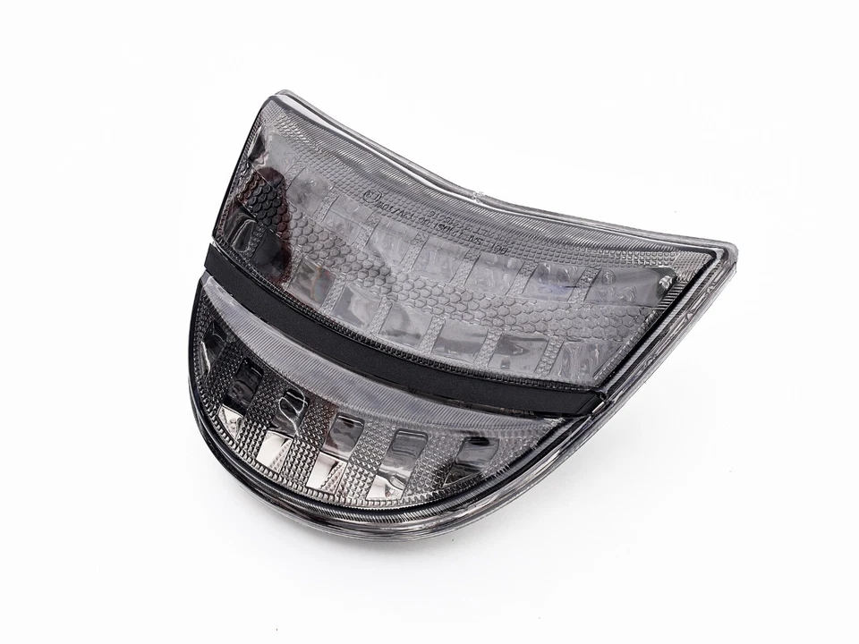 Luz trasera de freno LED señales de giro integradas de humo para Honda 2002-2003 CBR954RR Foto 3 de 4