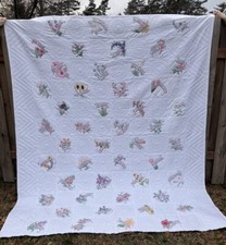 Vintage Handmade Embroidery Quilt USA States Flowers Cottagecore New 96 x82