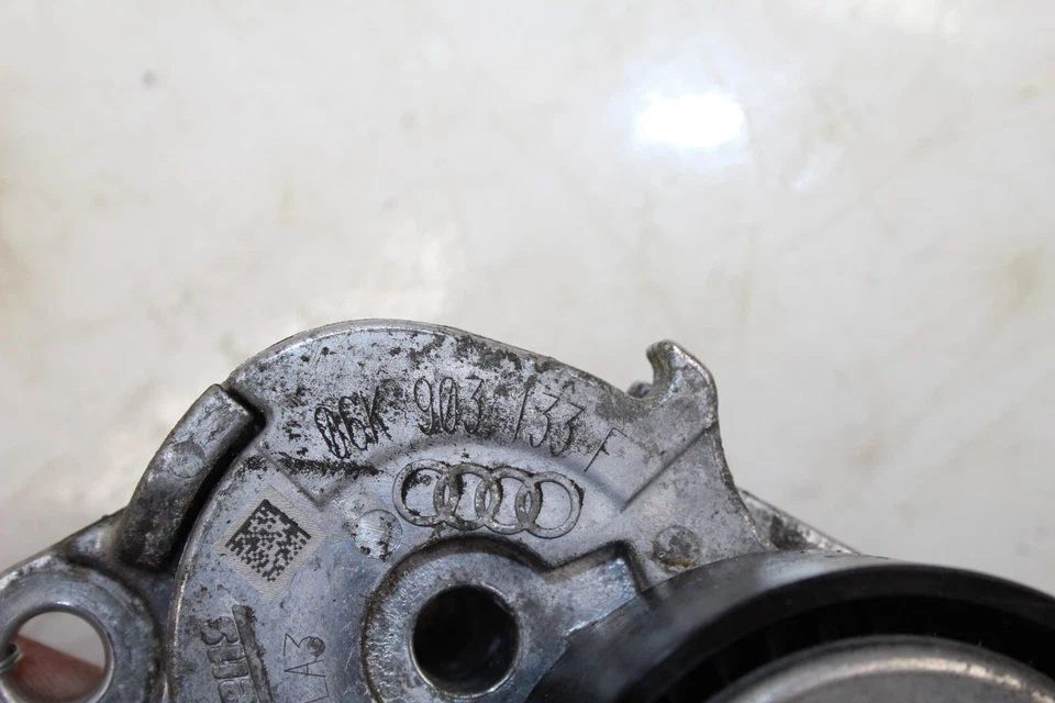 2015-2019 Volkswagen GTI Belt Tensioner Pulley 06K903133F OEM FL150 - Изображение 3 из 4