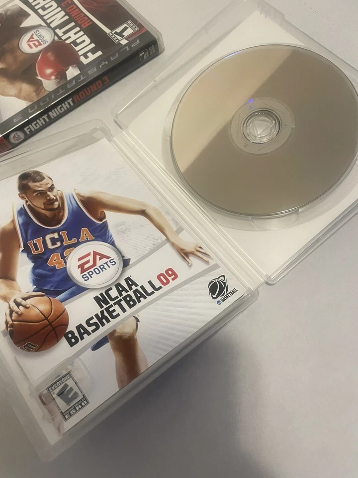 Baloncesto NCAA 09 + Fight Night Rd 3 Foto 2 de 4