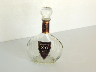 SANTORY BRANDY X. O Deluxe Liquor Decanter FROM JAPAN 10" H 7" WIDE