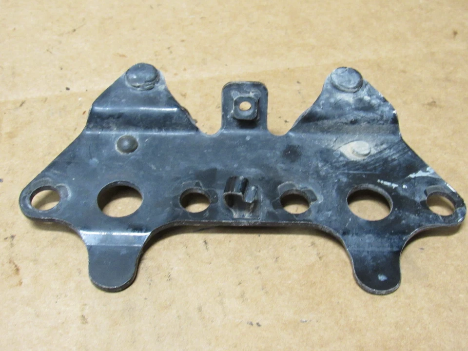 TS400 1974 Suzuki TS 400 calibre soporte 34950-32601 Foto 2 de 4