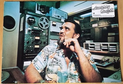 AMERICAN GRAFFITI DJ Wolfman Jack / Disk Jockey Aushangfoto #2
