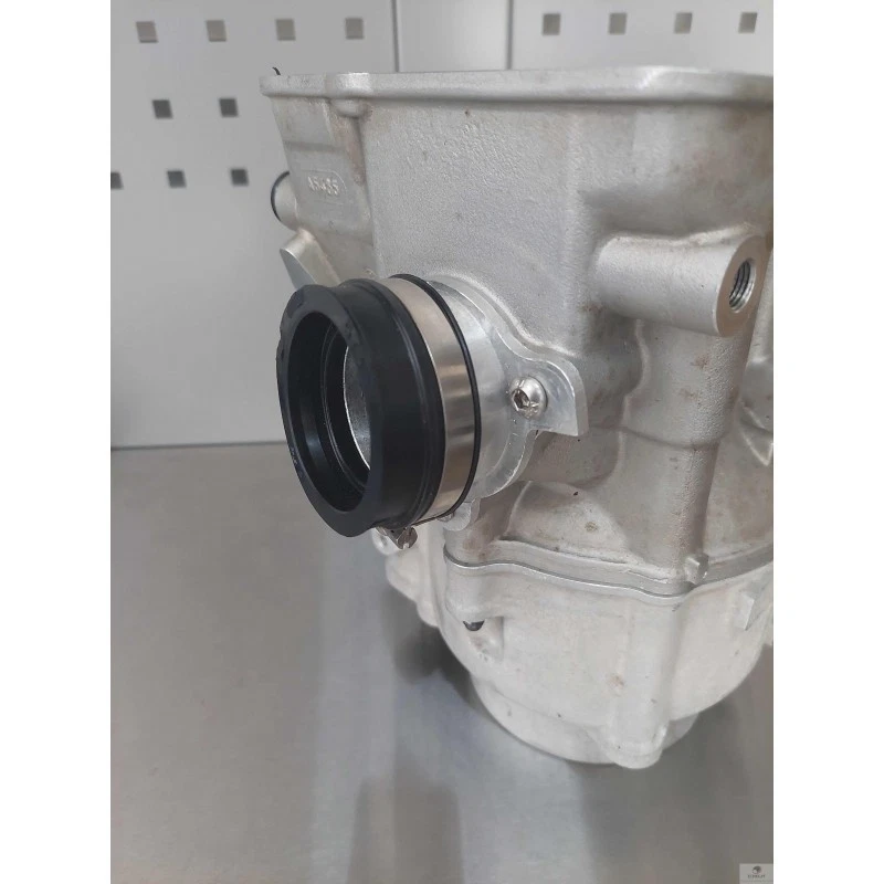 INTAKE MANIFOLD BOOT CNC HUSQVARNA TC - TE - SMR 450-510 2003-2007 - Imagen 2 de 4