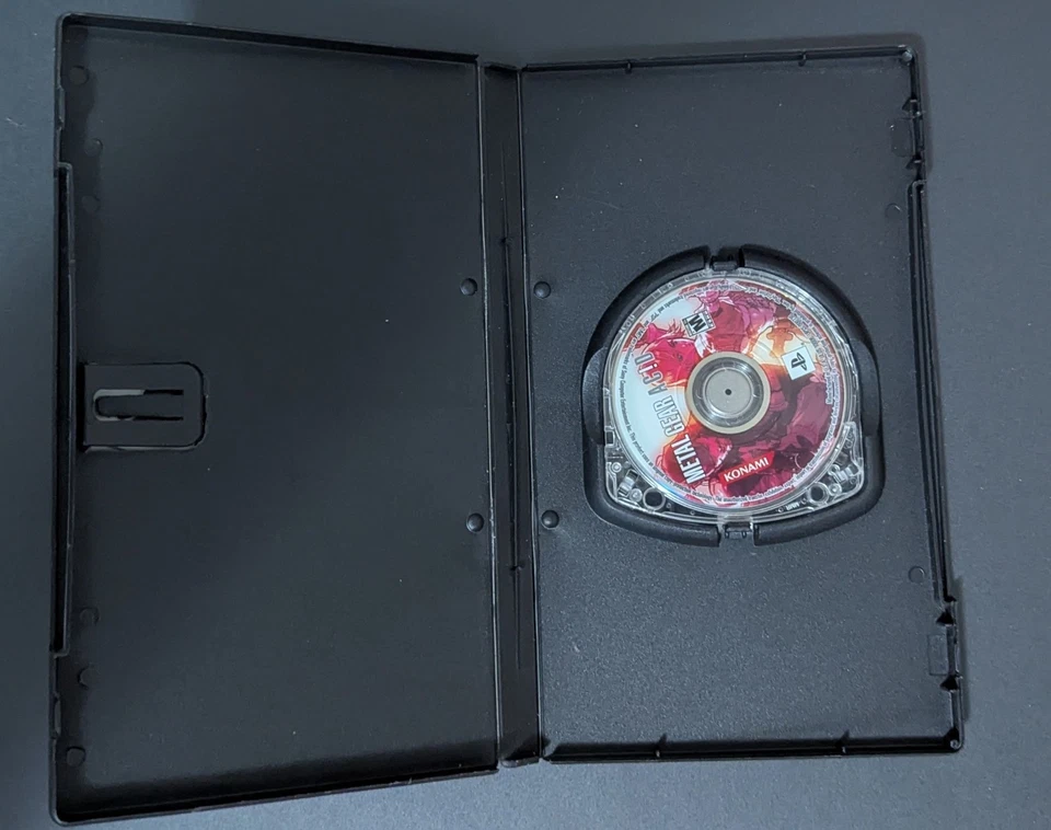 Metal Gear AC!D (Sony PSP, 2005) - UMD & Case, No Manual - Tested & Working - Image 3 of 3
