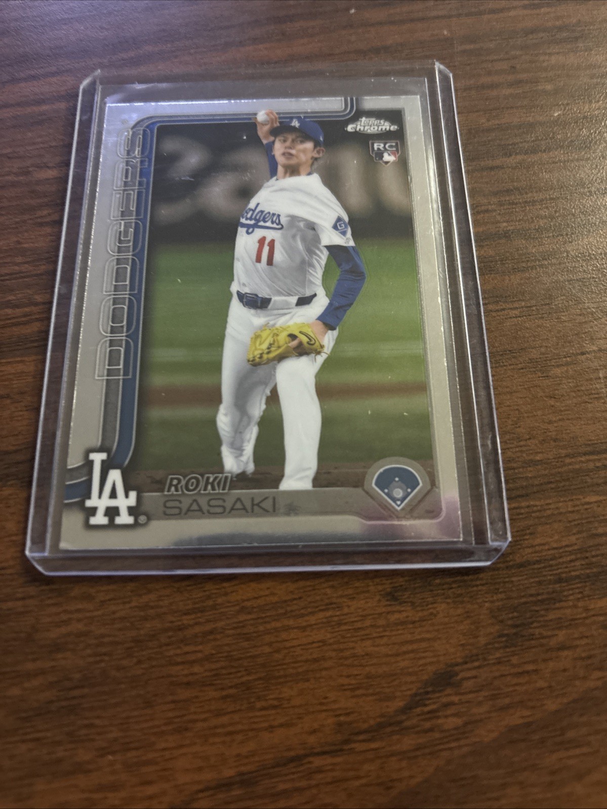 2025 Topps Chrome - Roki Sasaki #217 (RC)