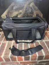 Trustypup Easy Explorer Travel Pet Carrier Airline Approved Medium Black EUC
