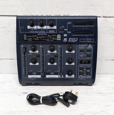 Behringer schwarz B-Control Audio BCA2000 mit Stromkabel