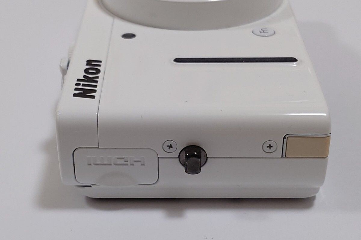 Nikon Coolpix P310 white Compact Digital Camera 16.1MP 4.2x Nikon Coolpix P310 white Compact Digital Camera 16.1MP 4.2x