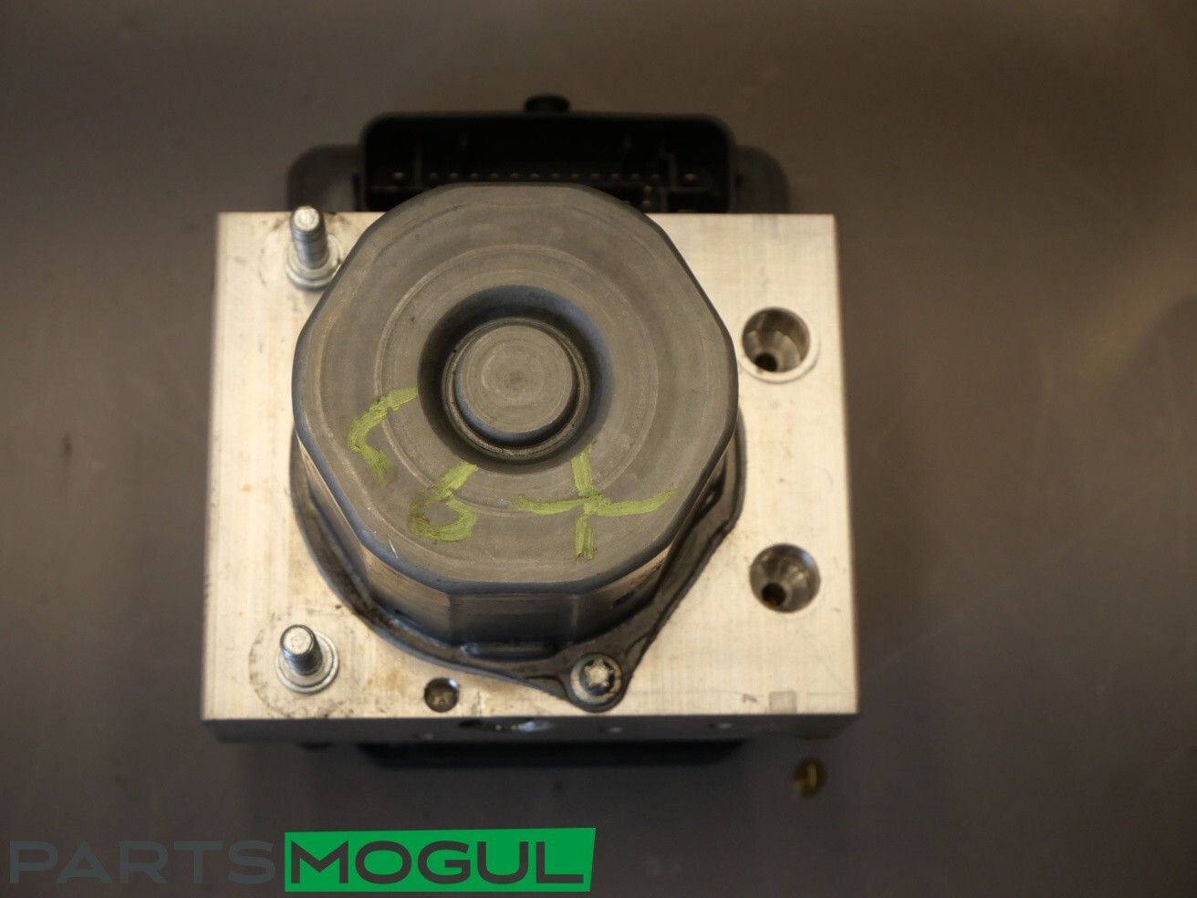 14-17 Maserati Ghibli ABS Anti Lock Brake Hydraulic Pump Module Unit OEM