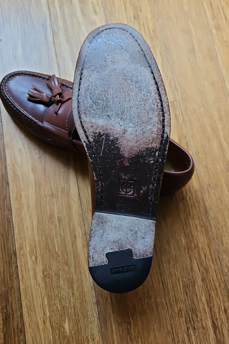 Cole Haan Men display picture 3