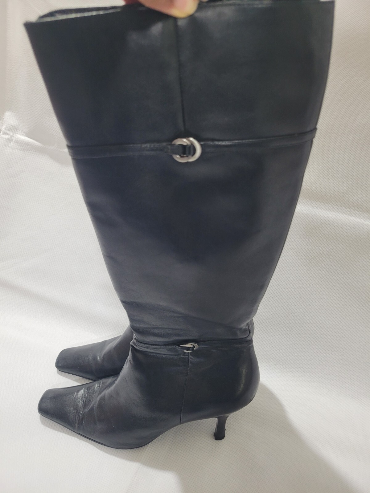 Bandolino Boots Size 5.5 Black Leather Knee High Kitten Heel Classic Square Toe