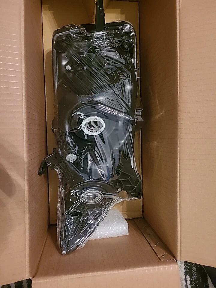 Фара в сборе Capa сертифицированная TYC 20-9668-01-9 подходит для 11-15 Scion xB - Изображение 2 из 2