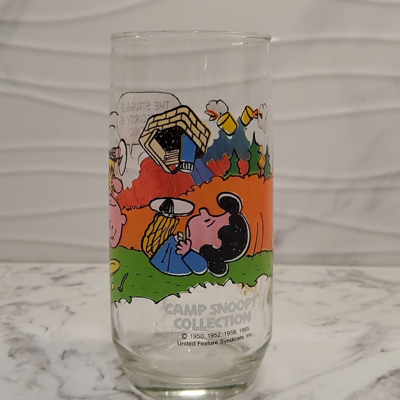 Vintage McDonald's 1983 Camp Snoopy Peanuts Character Glass