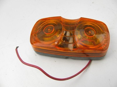 NEW UNBOX Signal Stat 1203 Amber Marker Light Rectangular 2 Bulb Clearance Light