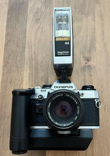 Olympus om10 35mm camera / Olympus Winder 2 / Keystone 44 Flash